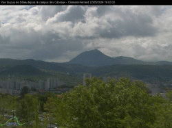 Clermont-Ferrand - Campus - vue Puy de Dôme 