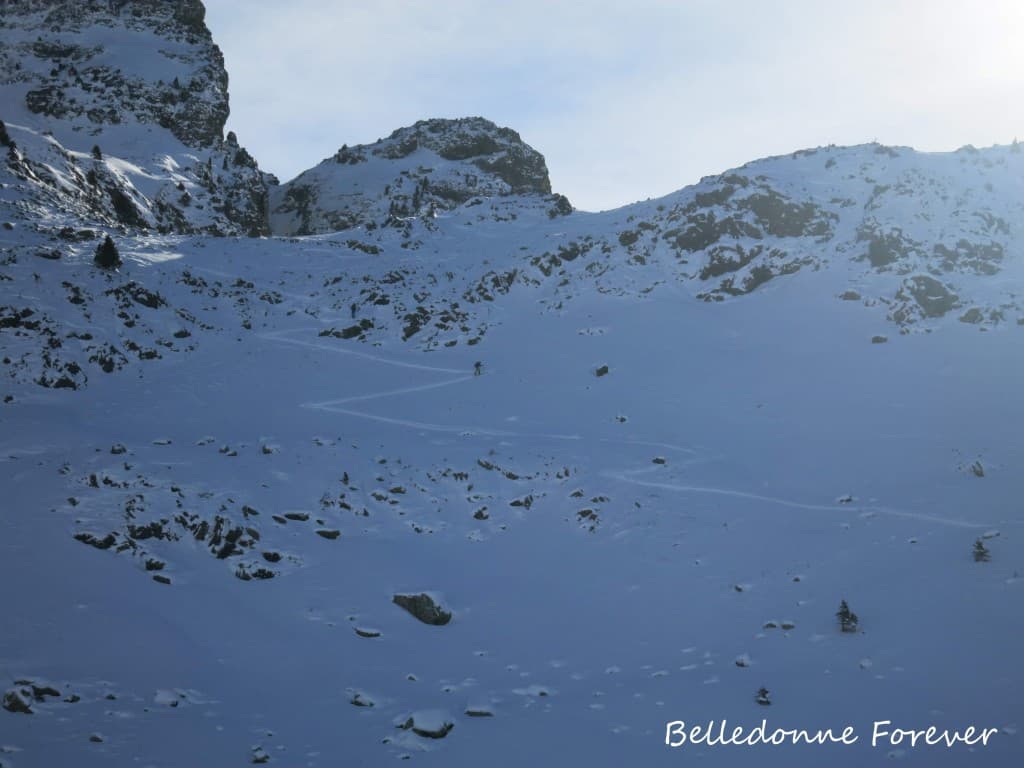 Des traces vers les Vans A.P.