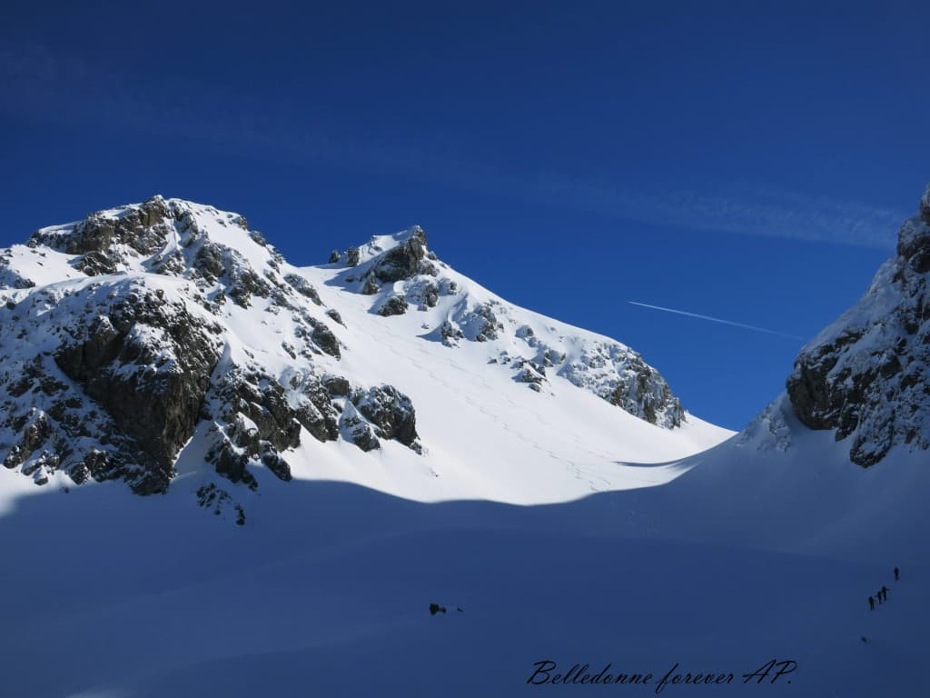 Direction col Jasse Bralard 2440m A.P.