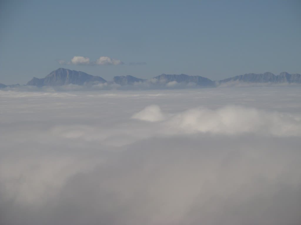Grand Veymont au dessus des nuages