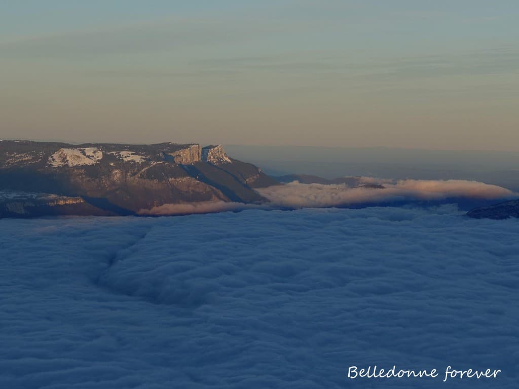 Grenoble sous les nuages A.P.