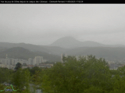 Clermont-Ferrand - Campus - vue Puy de Dôme 