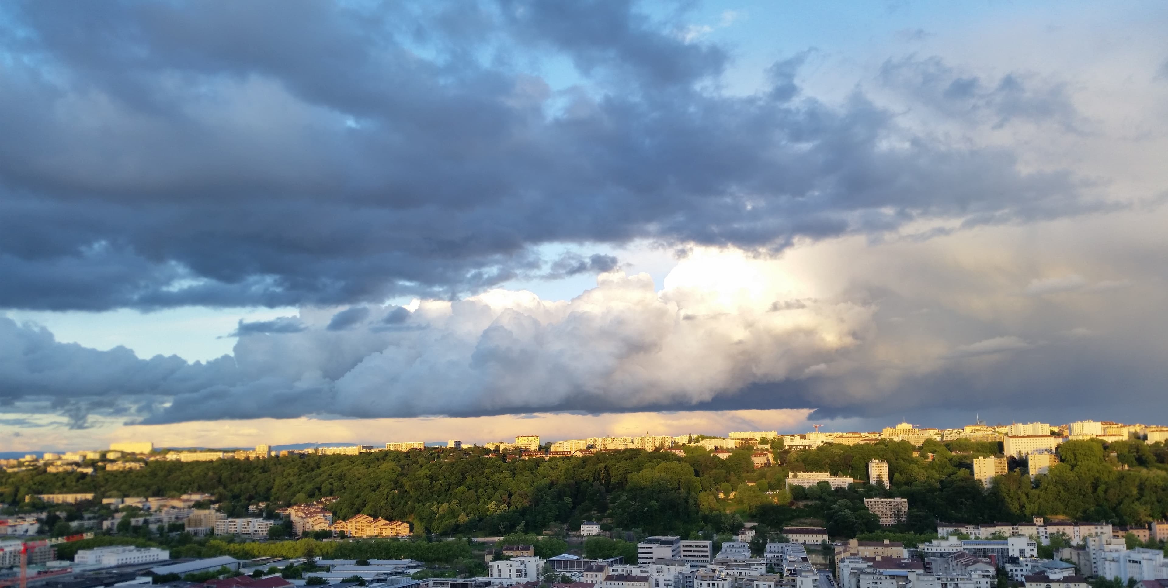 Couché de soleil sur Vaise Caluire Croix Rousse