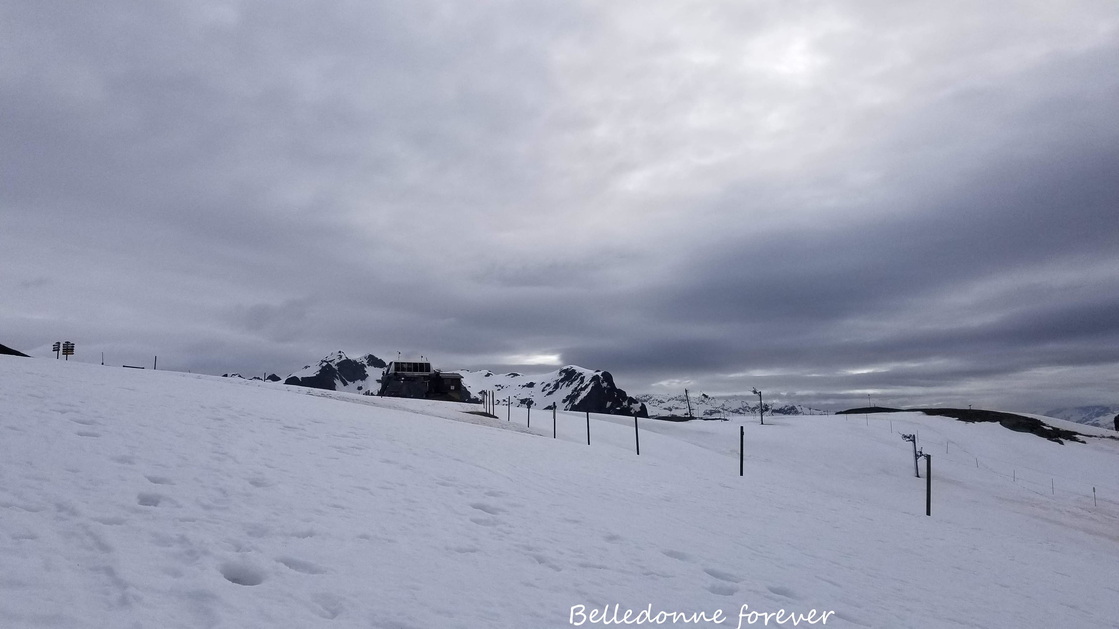 Neige pourrie avec quelques gouttes A.P.