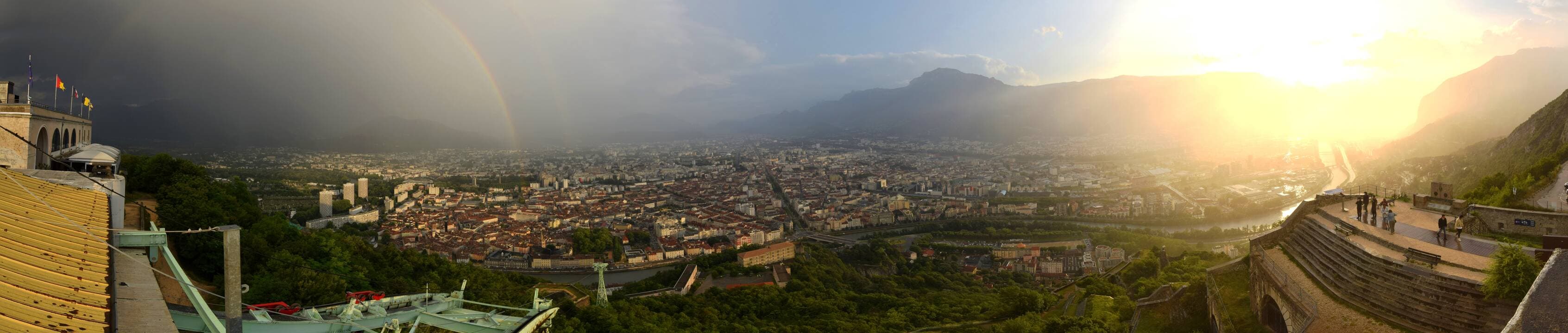 Pluie,soleil,Arc-en-ciel