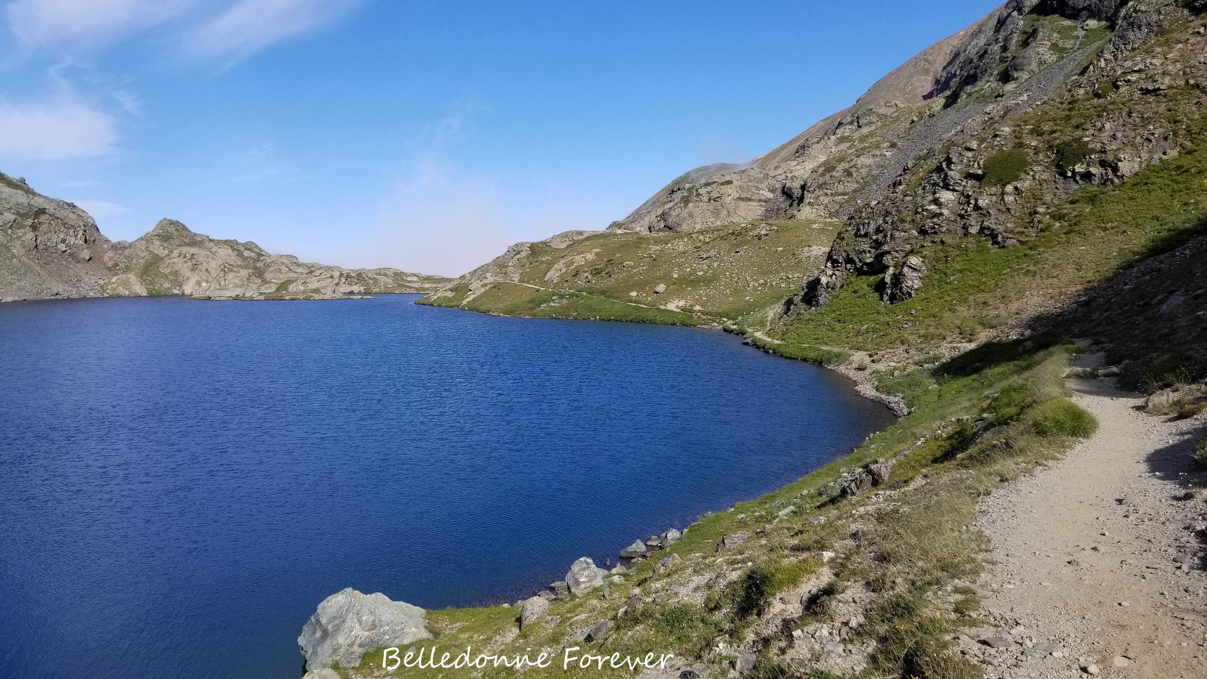 Ciel dégagé le matin Lacs du Domènon (2385m) A.P.