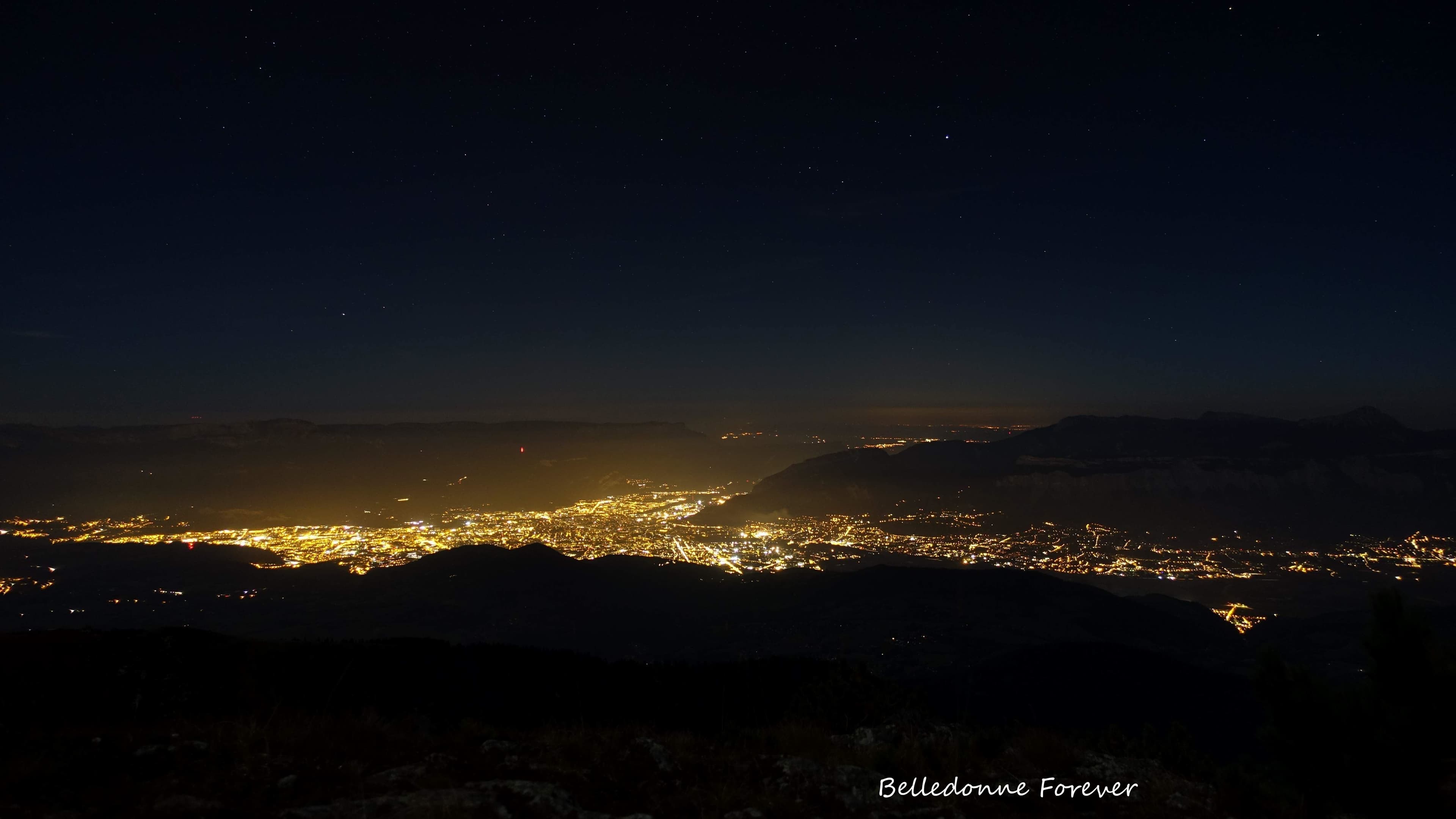 Grenoble by night A.P.