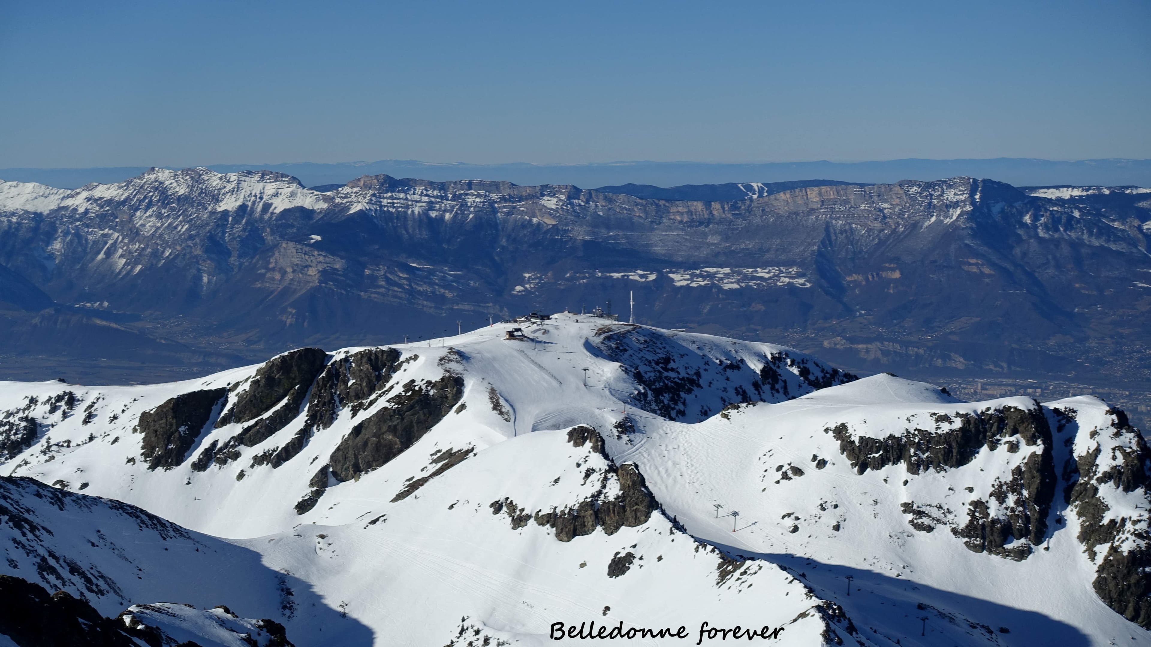 Peu de monde sur les pistes  A.P.