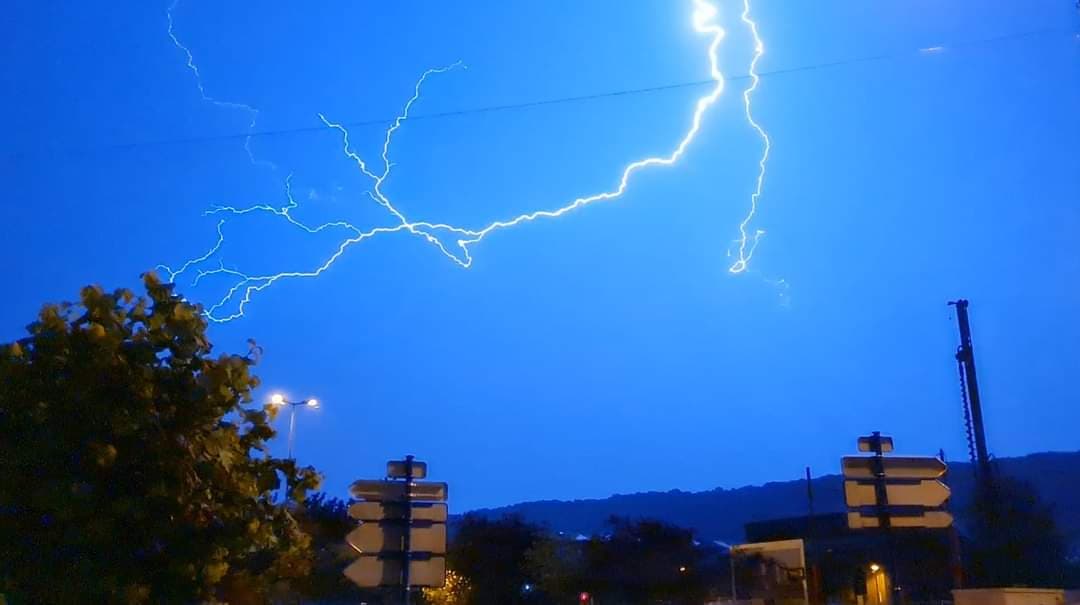 Orage plus pluie modéré