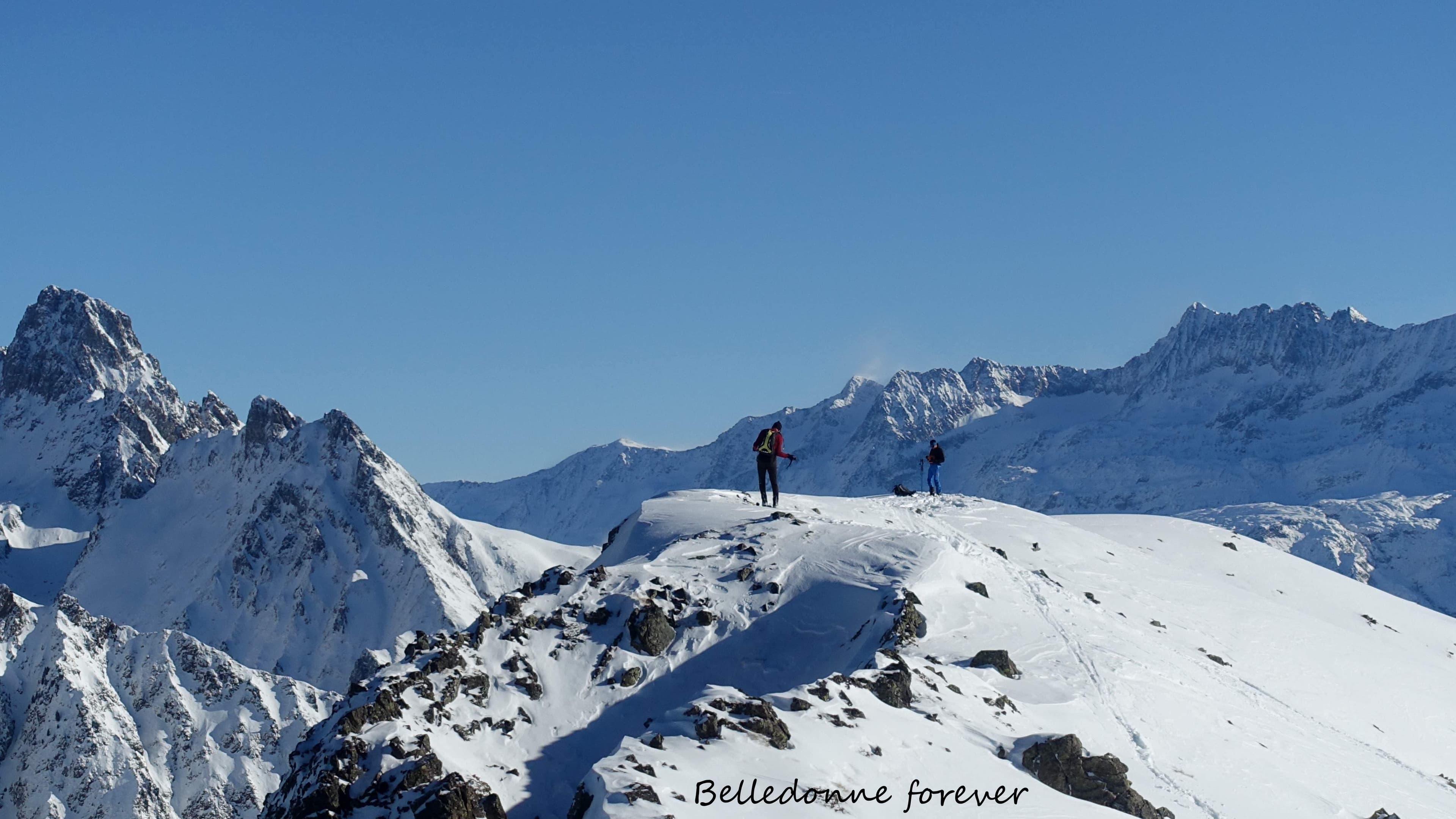 Peu de neige, les rochers ne sont pas moins A.P.