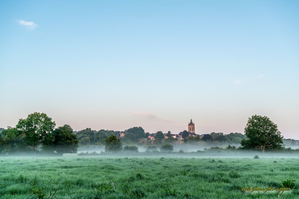 Bien peu de nébulosité