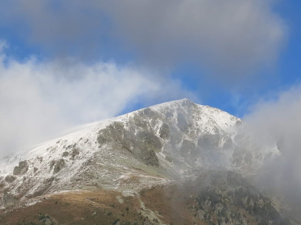 Le Grand Colon (2394m)  saupoudré A.P.