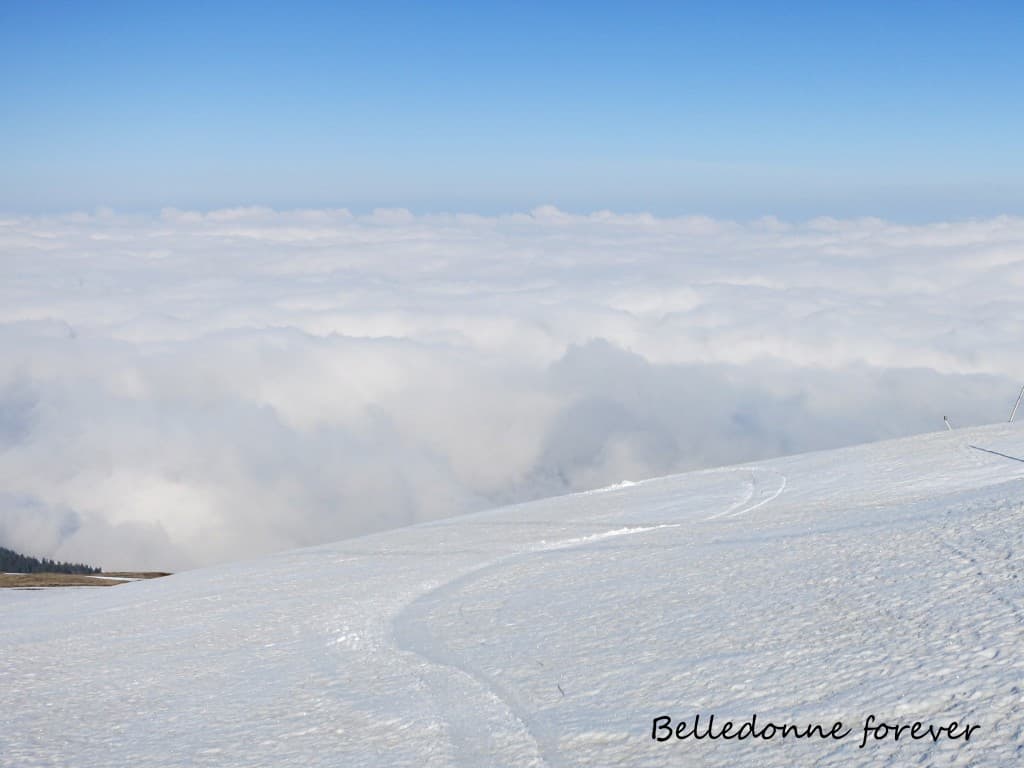 La mer de nuage monte A.P.