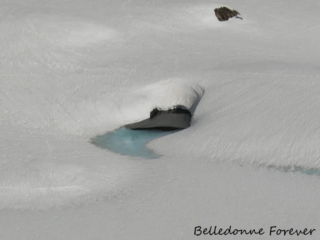 La neige commence à fondre A.P.