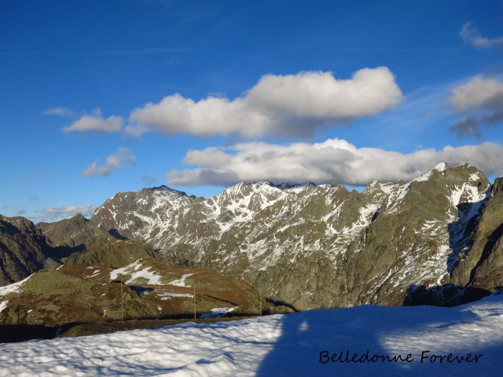 La neige fond A.P.