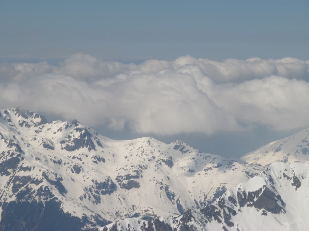 Belledonne sous les cumulus