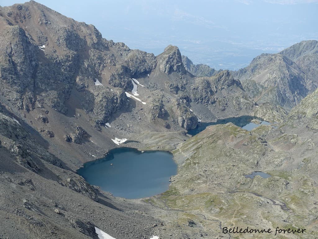Lacs du Domènon (2385m)  vue d'en haut A.P.