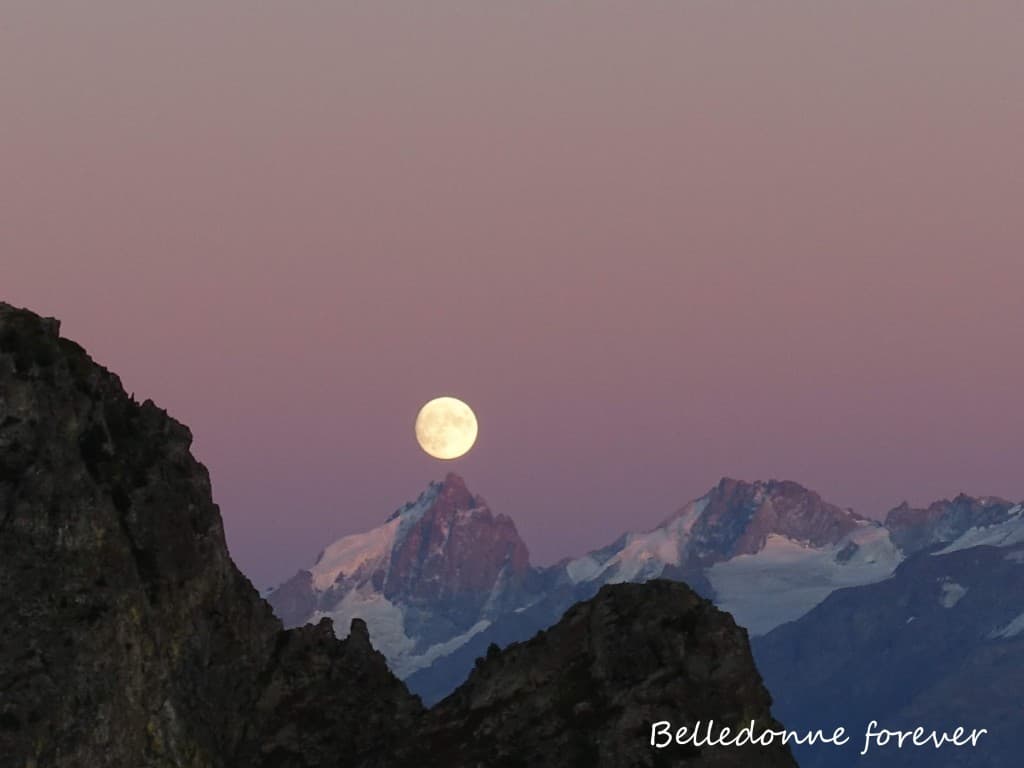 Lever de lune sur la Meije  A.P.