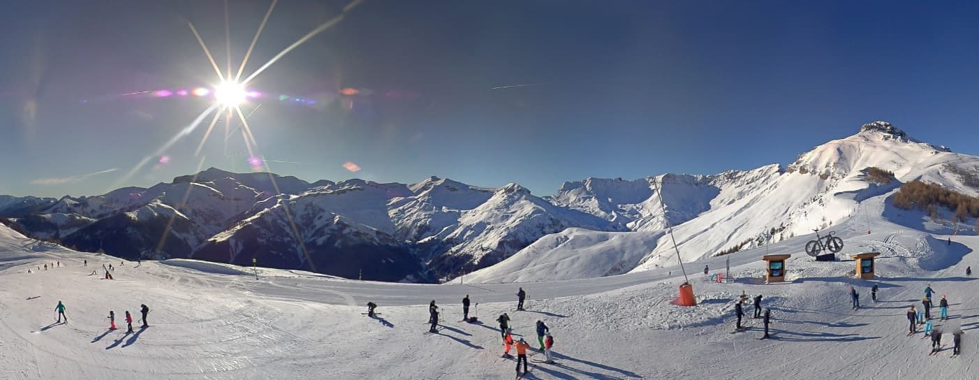 Image d'illustration pour Enneigement en montagne : bilan très contrasté pour Noël et prévisions